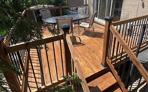 deck upstairs